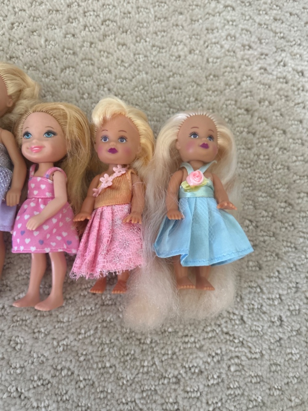 Set of 5 ‘Chelsea’ Barbie dolls - Picture 3 of 3